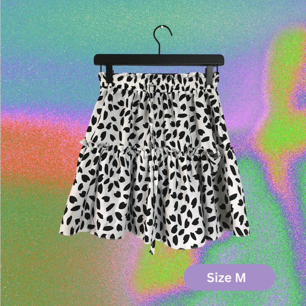 Cow printed flirty skirt